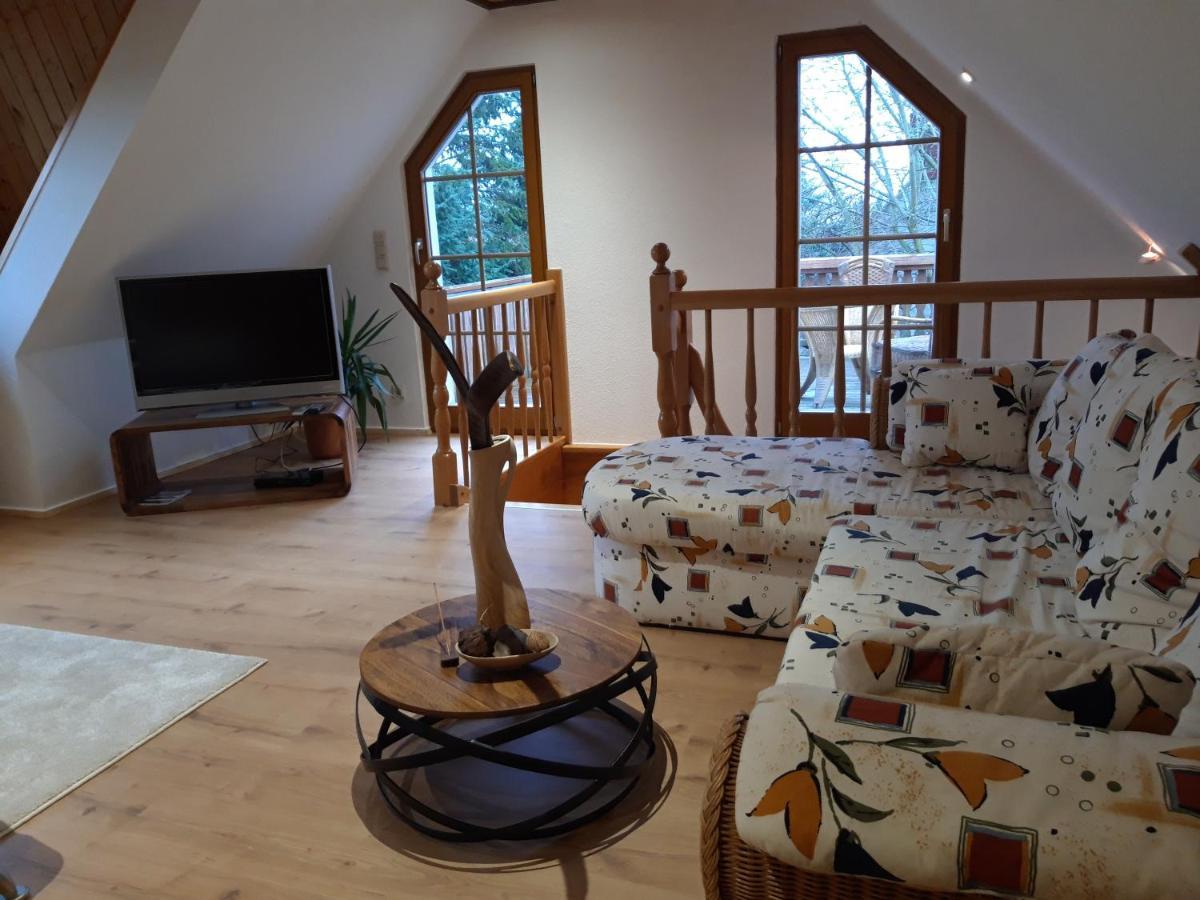 Ein Bett Im Kornfeld - Haus Weitblick - Mit Innenpool Schonfeld  Esterno foto